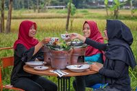 5 Tempat Makan di Jogja untuk Keluarga dengan Pemandangan Alam Cantik