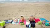 Nambah Lagi Pantai Nudis di Dunia, tapi yang Ini Cuma Boleh Topless