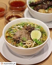 5 Tempat Makan Pho Enak yang Bisa Hangatkan Tubuh Siang Ini