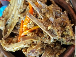 Terlihat Menyeramkan, 5 Makanan Enak Ini Terbuat dari Tulang