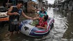 Geliat Bisnis Pasar Teluk Gong Saat Banjir