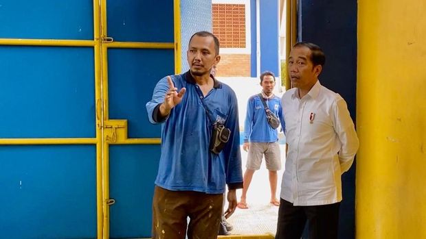Diam-diam ke Waduk Pluit, Jokowi Cek Alat Penanganan Banjir