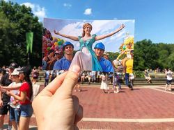 Keren! Adegan Film Menyatu dengan Lokasi Asli dalam Satu Frame