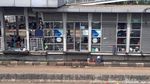 Halte TransJakarta Jadi Sasaran Tempat Mengungsi Korban Banjir