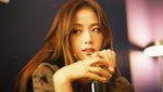 Baru Ulang Tahun, Ini Manisnya Jisoo BLACKPINK Saat Ngopi dan Makan Es Krim