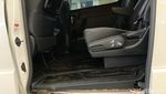 Intip Proses Perbaikan Mobil Korban Banjir di Bengkel