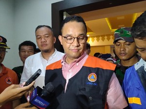 Anies Kerahkan Pompa Mobile ke Pesisir untuk Antisipasi Banjir Rob