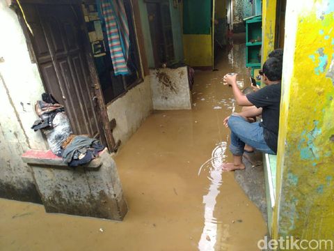 Menurut Budi Arie, wilayah Pengadegan sudah tak layak huni karena rawan banjir 