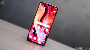 Ponsel ini ditenagai Snapdragon 730G. Foto: Adi Fida Rahman/detikINET