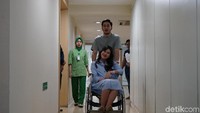 Selamat Syahnaz dan Jeje. Foto: (Noel/detikcom)