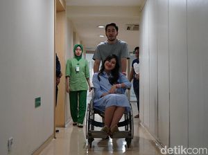 Syahnaz Lahiran Anak Kembar, Jeje Govinda Nangis
