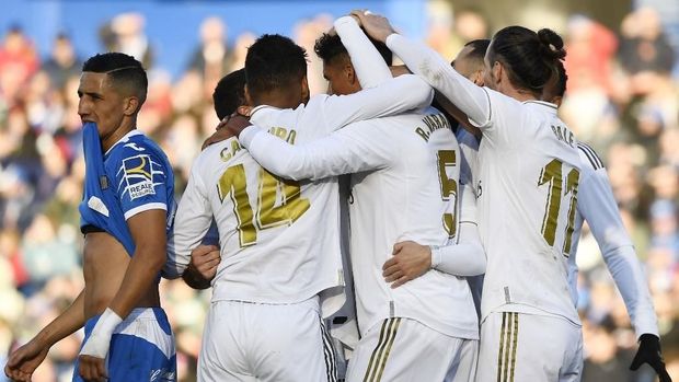 Usai kalahkan Getafe, Madrid ke puncak klasemen sementara Liga Spanyol.