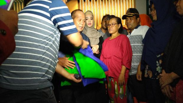 Kunjungi Lokasi Banjir, Waket MPR Syarief Hasan Minta Presiden Turun Tangan