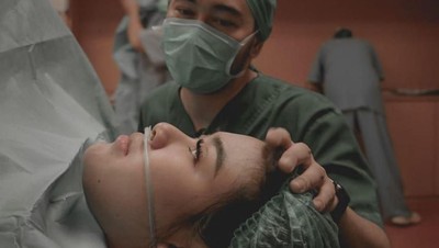 Momen-momen Dramatis Adik Raffi Ahmad, Syahnaz Melahirkan Anak Kembar