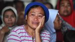 Warga Korban Longsor di Desa Sukajaya Bogor Mengungsi