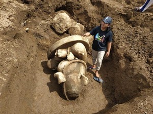 Kepala Arca Ganesha Terbesar di Dieng Masih Belum Ditemukan