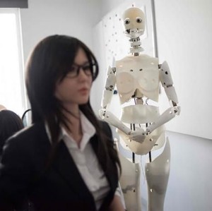 3 Tren Seks di 2021, Hubungan Intim Virtual Sampai Robot Seks 3 Tren Seks di 2021, Hubungan Intim Virtual Sampai Robot Seks