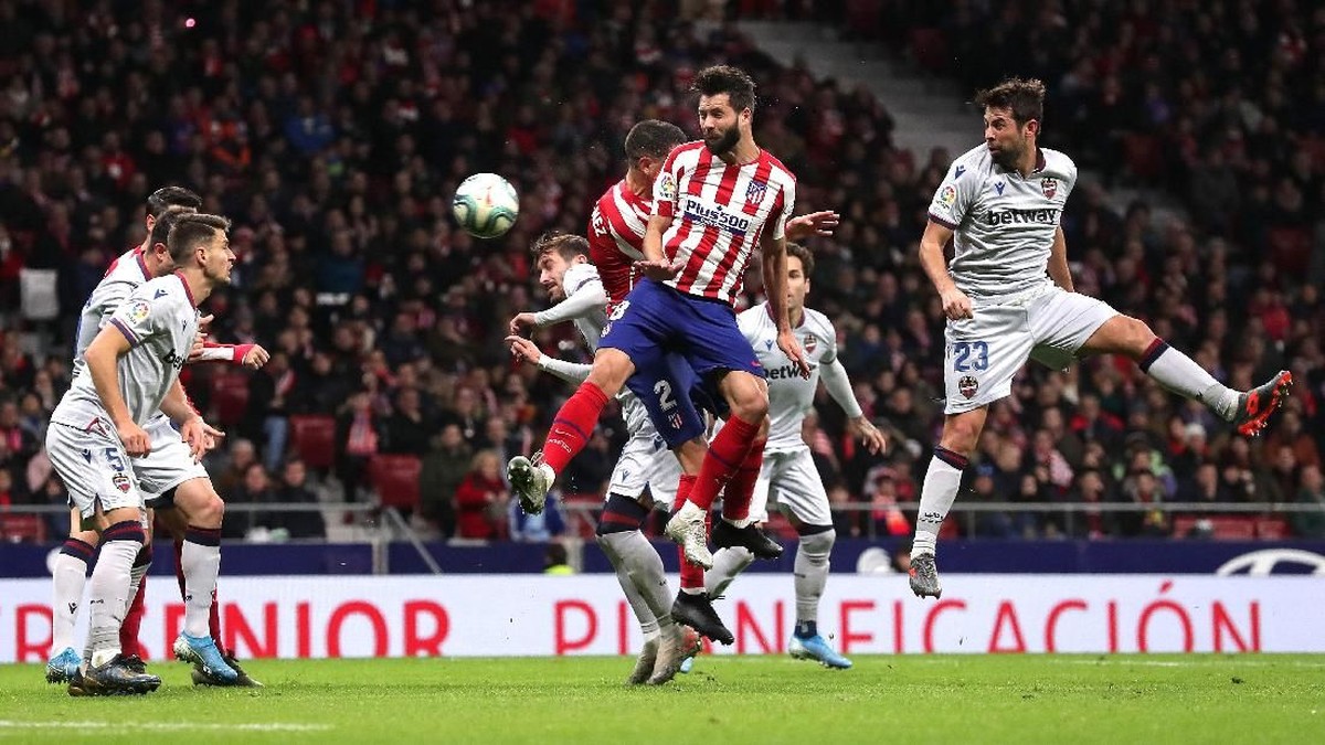 Atletico Madrid menang 2-1 atas Levante di lanjutan Liga Spanyol (Foto: Gonzalo Arroyo Moreno/Getty Images)