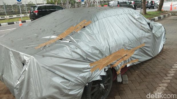 Dicari! Pemilik BMW yang Sudah 4 Tahun Parkir di Bandara Ngurah Rai Bali