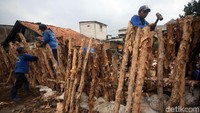 Pembangunan turap sementara itu berlokasi di kawasan Komplek IKPN Bintaro, yang berada di sekitar Sungai Pesanggrahan, Jakarta Selatan.