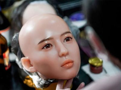 Mau Tahu Gimana Cara Boneka Seks Dibuat? Nih Penampakannya