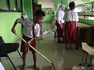 11 Hadits Kebersihan dalam Islam, Terapkan di Sekolah Yuk!