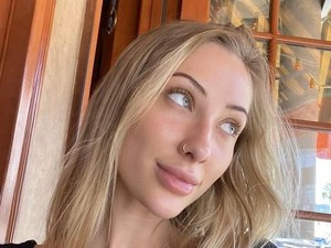 Model Jual Foto Tanpa Busana Demi Donasi Kebakaran Australia, Raup Rp 6,9 M