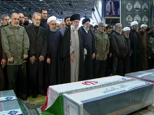 Video Suasana Haru Pemakaman Qassem Soleimani