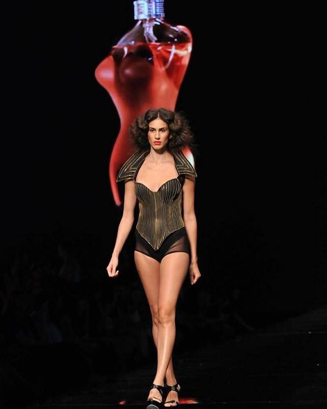 Selain menjadi model, Huda yang sudah menikah dengan seorang musisi ini juga pernah menjadi kontestan reality show Survivor. Foto: dok. Instagram