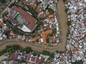 Perindah Pinggiran Kali, 3 Lokasi di Jakarta Ini Akan Dinaturalisasi