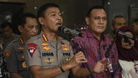 Ketua KPK Firli Bahuri menyebut kedatangan mereka untuk menyampaikan apresiasi terkait kasus penyerangan terhadap Novel Baswedan. ANTARA FOTO/Nova Wahyudi.