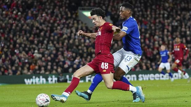 Curtis Jones jadi bintang kemenangan Liverpool di Piala FA.