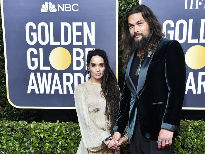 Jason Momoa BEVERLY HILLS, CALIFORNIA - JANUARY 05: (L-R) Lisa Bonet and Jason Momoa attend the 77th Annual Golden Globe Awards at The Beverly Hilton Hotel on January 05, 2020 in Beverly Hills, California. (Photo by Frazer Harrison/Getty Images)