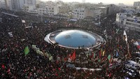 Parlemen Irak menuntut agar ribuan tentara Amerika Serikat (AS) segera diusir dari wilayah mereka. Tuntutan ini disampaikan setelah serangan drone AS menewaskan seorang jenderal Iran di wilayah Baghdad, Irak, pekan lalu.