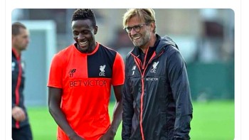 Betapa jauh gap total nilai pemain Liverpool semalam dengan Everton yang menurunkan tim utamanya. Foto: Twitter