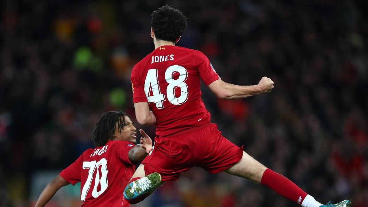 Curtis Jones memenangkan Liverpool atas Everton di babak ektiga Foto: Getty Images