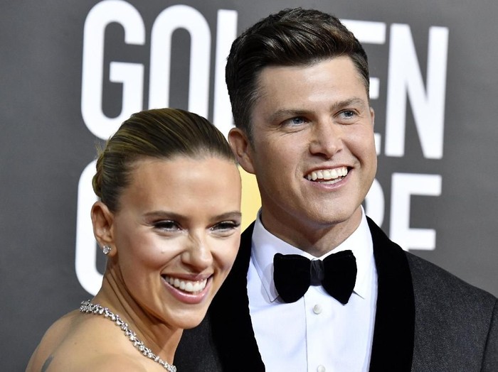 Scarlett Johansson BEVERLY HILLS, CALIFORNIA - JANUARY 05: Scarlett Johansson (L) and Colin Jost attend the 77th Annual Golden Globe Awards at The Beverly Hilton Hotel on January 05, 2020 in Beverly Hills, California. (Photo by Jon Kopaloff/Getty Images)