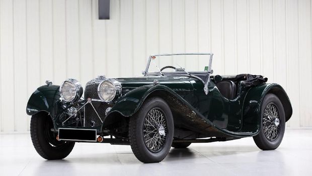 SS Jaguar 100