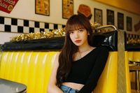 Populer Abis, Nama Lisa BLACKPINK Didaftarkan Sebagai Merek Dagang