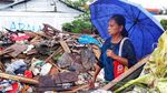 Banjir Surut, Sampah Menumpuk di Cengkareng