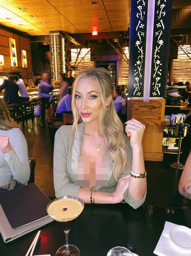 Seperti dilansir Daily Mail, Kaylen Ward mengungkapkan bahwa ia ingin membantu setelah melihat kehancuran yang disebabkan oleh kebakaran hutan dan berpikir foto tanpa busananya menjadi cara terbaik untuk mengumpulkan dana. Foto: Twitter