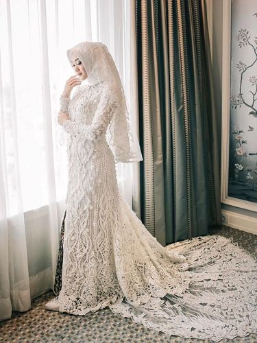 Model kebaya akad nikah hijab 2021