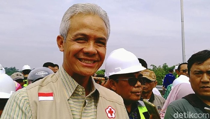 Gubernur Jateng, Ganjar Pranowo di Pekalongan, Selasa (7/1/2020).