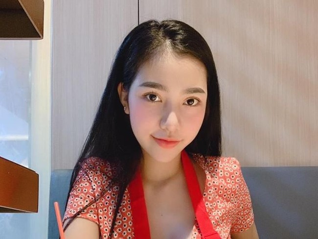 Kliniknya tersebut melayani perawatan suntik filler dan Botox, berbasis di Ho Chi Minh, Vietnam. Foto: Facebook/Tran Vu Van Anh