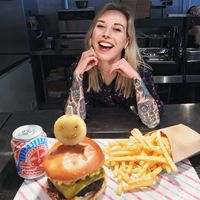 Makanan Vegan Menarik Selera Ini Berbentuk Burger, Pizza, hingga Nugget