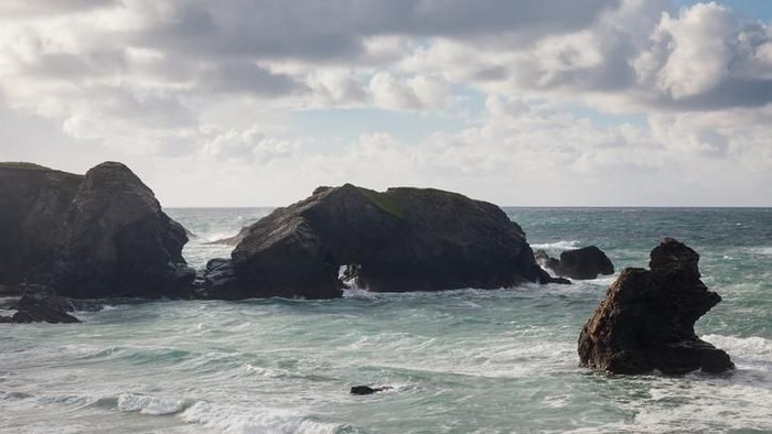 Rough seas overlooking Porthcothan Bay near Newquay  Cornwall England UK Europe