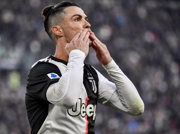 Usia 35 Tahun Cristiano Ronaldo Vs Para Pemain Top Dunia