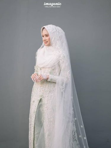 15 Inspirasi Model Kebaya Pengantin Hijab Modern Yang Elegan