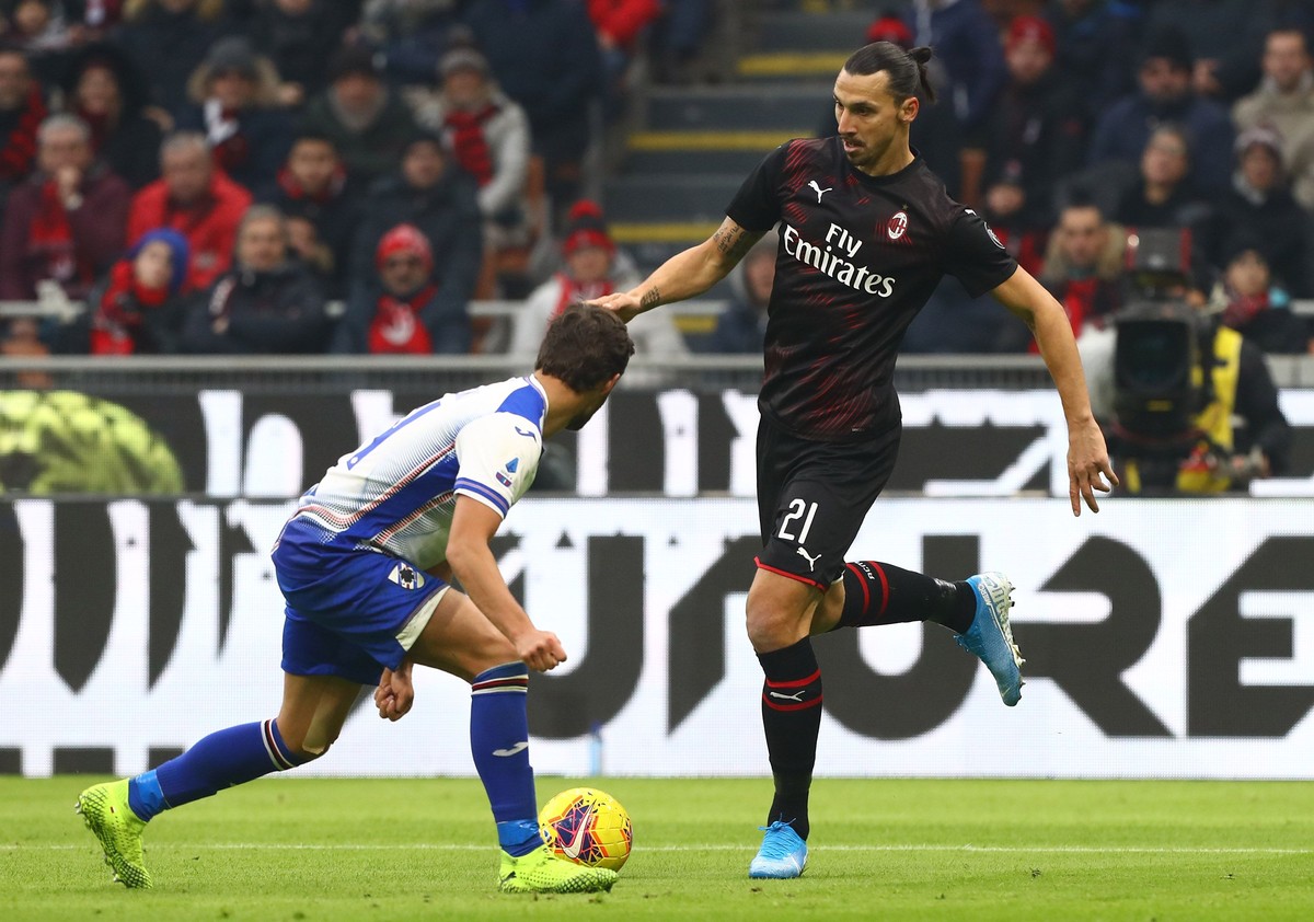 Zlatan Ibrahimovic hanya bermain setengah jam di debut keduanya bersama AC Milan. (Foto: Marco Luzzani / Getty Images)