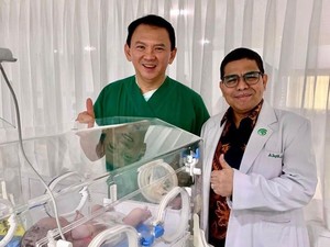 Setelah Puput, Giliran Ahok Posting Foto Yosafat Abimanyu Purnama